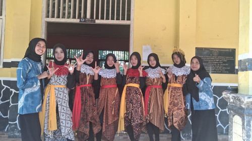 tari 2.jpg