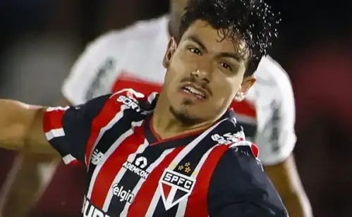 Moreira ganha espaço no São Paulo e pode ser destaque nas próximas partidas com Dorival