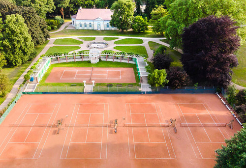kort tenisowy park zamkowy lancut 2021.jpg