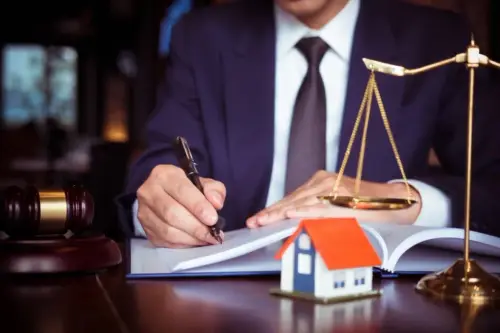 Hiring an Attorney for Estate Administration 1024x683.webp