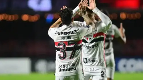 São Paulo fecha primeiro semestre sob pressão e projeta reação com Dorival Júnior