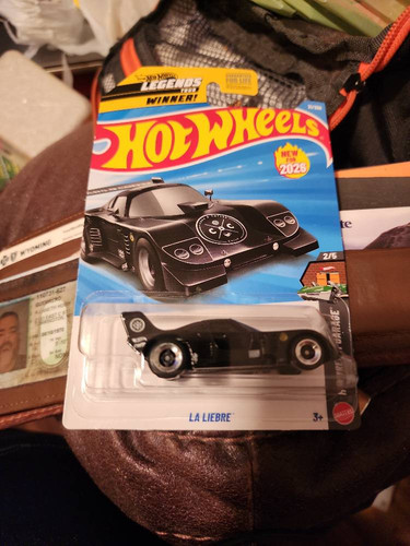 6029b98e30d8.jpg