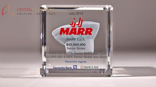Crystal Engraving for Elegant Recognition.jpg