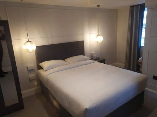 Hotel St John's Wood London.jpg