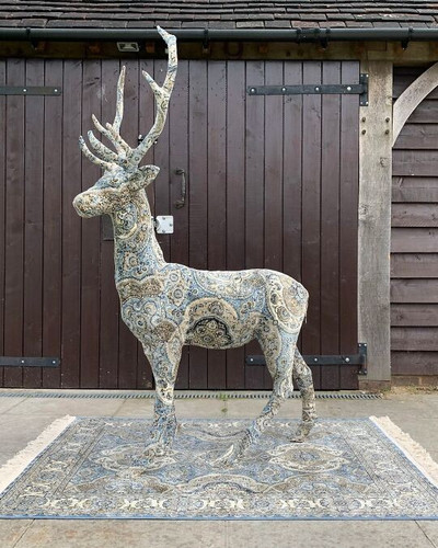 imgi 26 standingstag1 6a1c71152f810 700.jpg