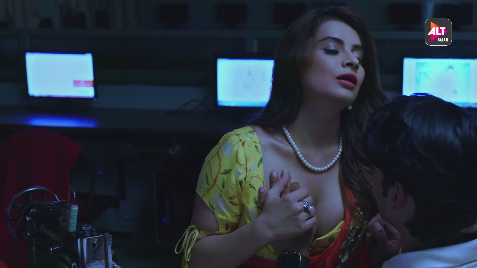 Gandii Baat (2020) S05 Complete ALTBalaji Hindi Web Series 1080p WEB DL 5GB(1Filmy4Wap.Cloud).mkv sn