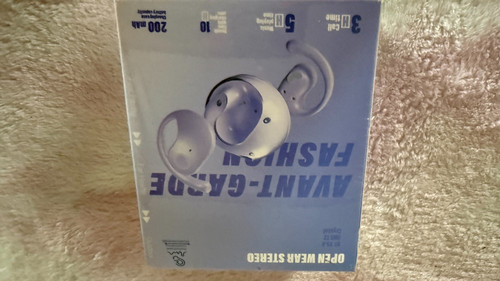 EARBUDS OPENEAR 001 rotated.jpg