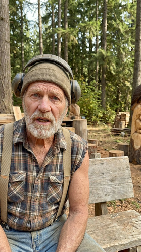098 w roscoe chainsaw up.jpg