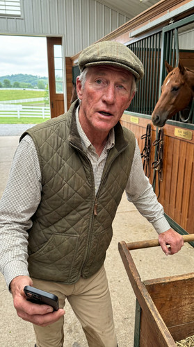 08 ky horse farm w up.jpg
