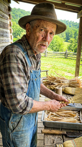 180 w corn shuck up.jpg