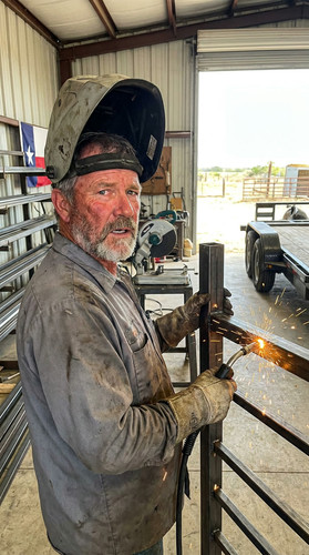 192 w hank welder up.jpg