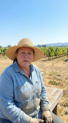 kie states jun3 d bright n56 oregon vineyard up.jpg