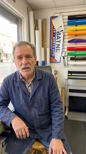 kie states jun3 d bright e137 sign shop vinyl up.jpg