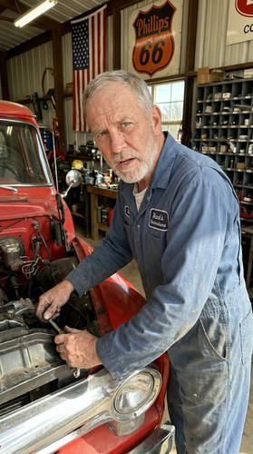 103 w gus pickup up.jpg