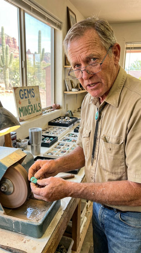 068 w lapidary up.jpg