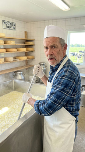 095 w virgil cheese up.jpg