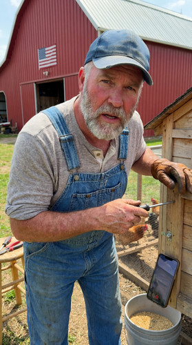 h01 chicken coop up.jpg
