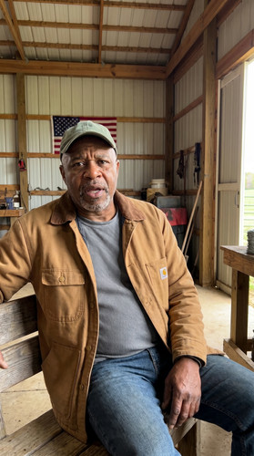 r05 fence repair barn up.jpg