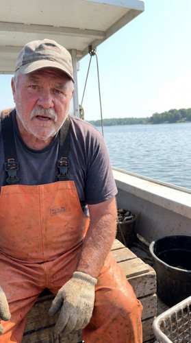 kie states jun3 d bright u055 ct oyster boat up.jpg