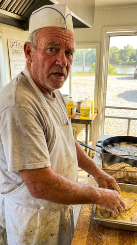 170 w catfish fry up.jpg