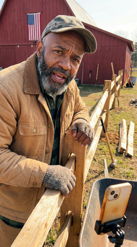 h19 split rail fence up.jpg