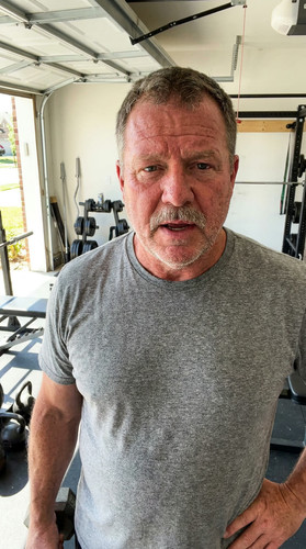 001 gym dumbbell up.jpg