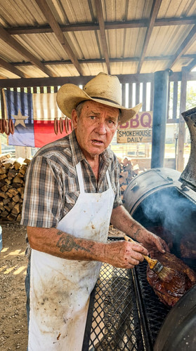 25 buford bbq up.jpg