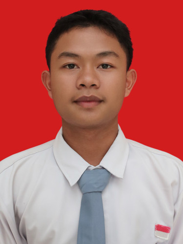 RIZKI GUSTI SAPUTRA.jpg