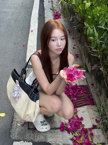 khaimook.bnk48official ebafaefd33b3434fad79aa5ddf0151ec.jpg