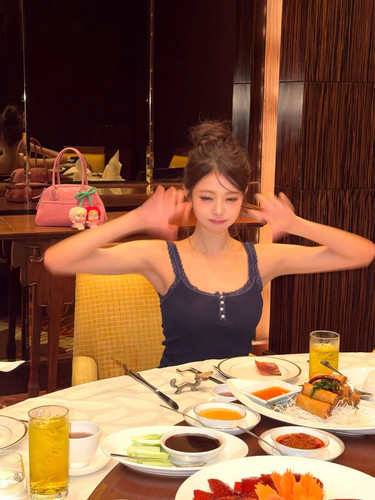 for everyoung10 14b5b6a0155e45eeae12840d25d3896d.jpg