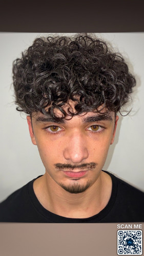 6890361039fd.jpg