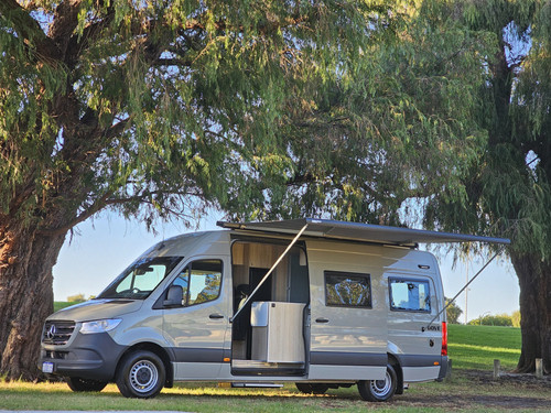 Best Features to Look for in an AWD Mercedes Sprinter Motorhome.jpg