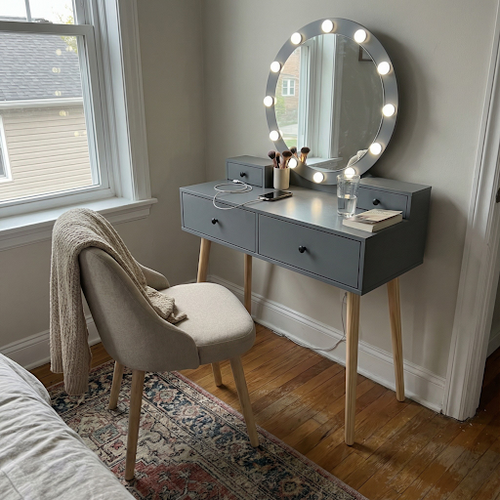 This Vanity Table with Mirror and Lights Makes Dark Mornings Much Easier.png