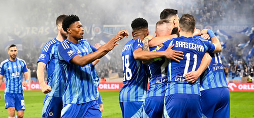 Slovan Bratislava PLAY.jpg