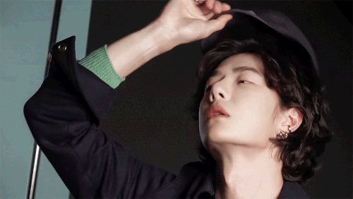 008BFzaxgy1ig78mjhhhug30rs0fnu10.gif