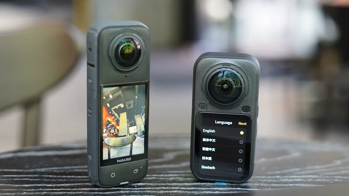 Insta360 X6