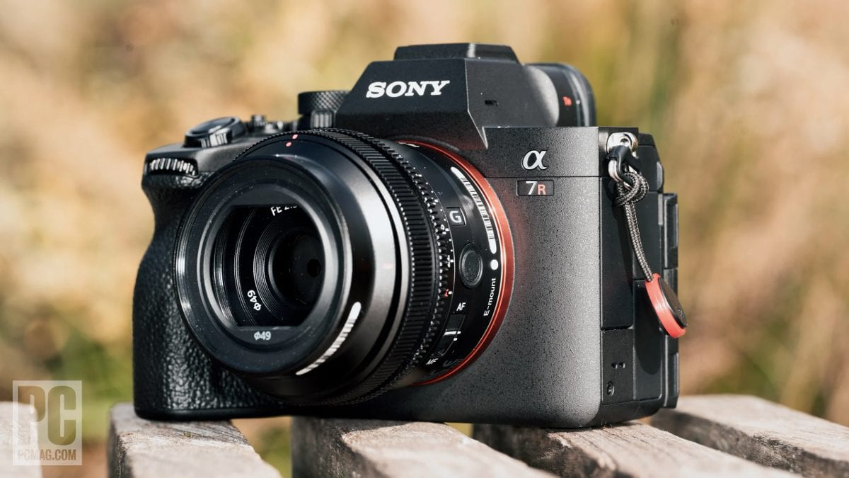 Đánh Giá Sony A7R V