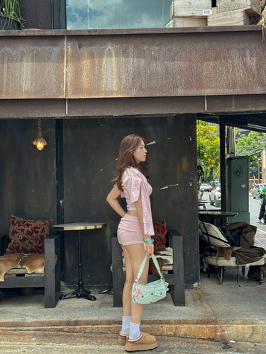 c9081c5acc32d32fd7fc53bdbefa5d60.jpg