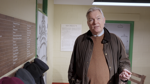 Tom.Scott.England.2026.S01E22.2160p.NBLA.WEB DL.AAC2.0.H.265 BTN.0:21:51.png