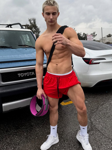 @gavincroghan15.jpg