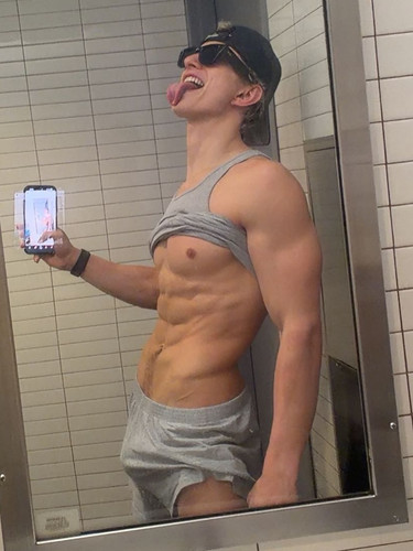 @gavincroghan542.jpg