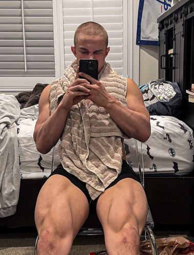 hot gavin343.jpg