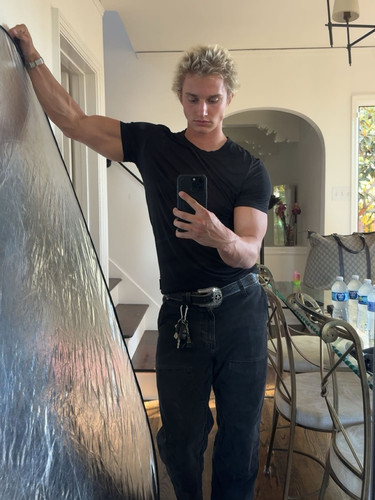 hot gavin186.jpg