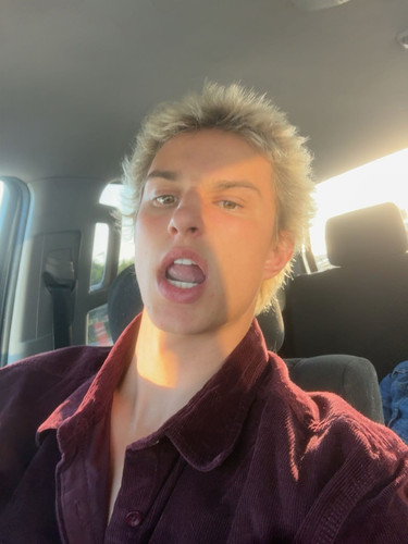 hot gavin373.jpg