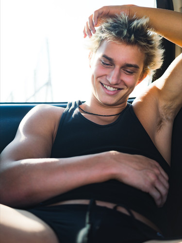 hot gavin409.jpg