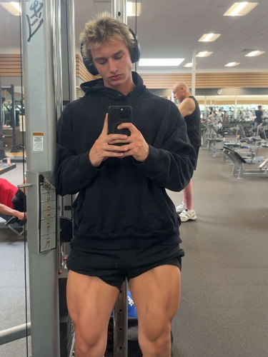 hot gavin423.jpg