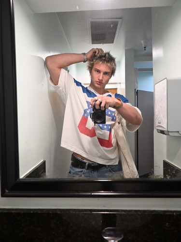 hot gavin629.jpg