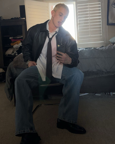 hot gavin72.jpg
