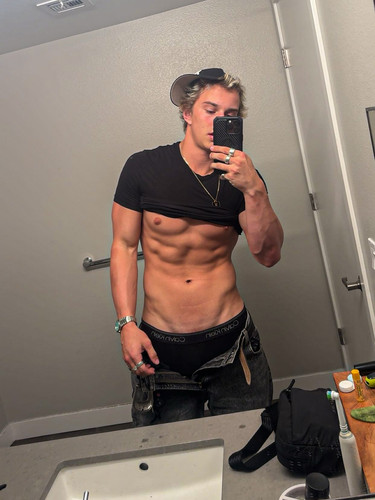 hot gavin444