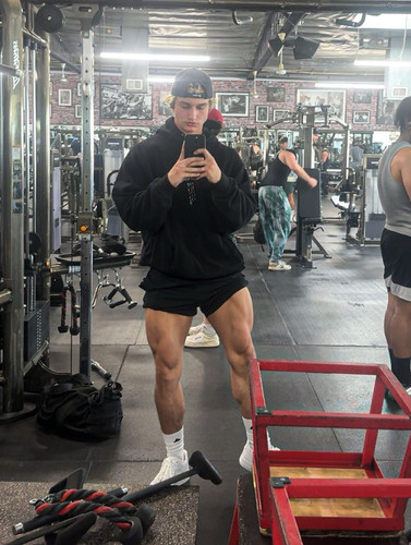 hot gavin468.jpg